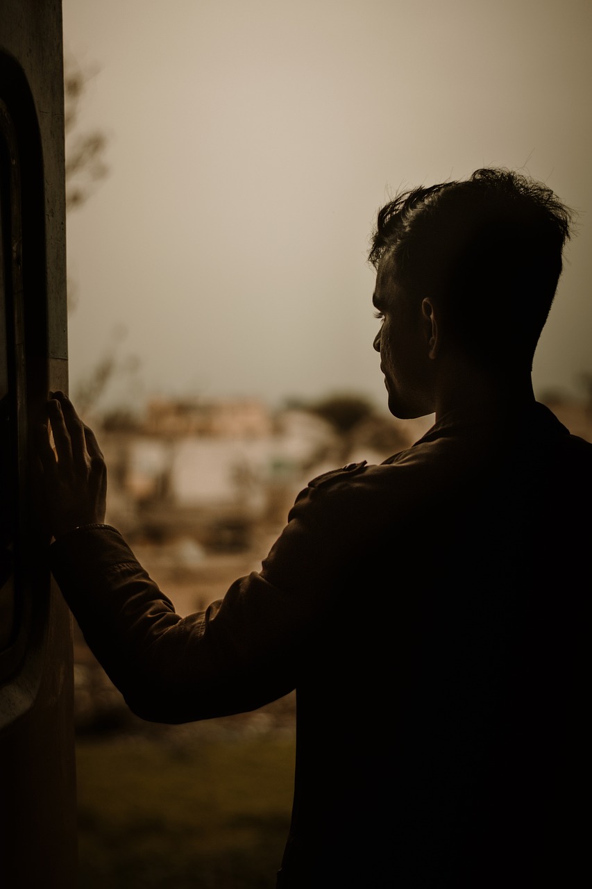 man, sad, dark, dusk, night, mysterious, mood, horror, darkness, gloomy, male, guy, back view, portrait